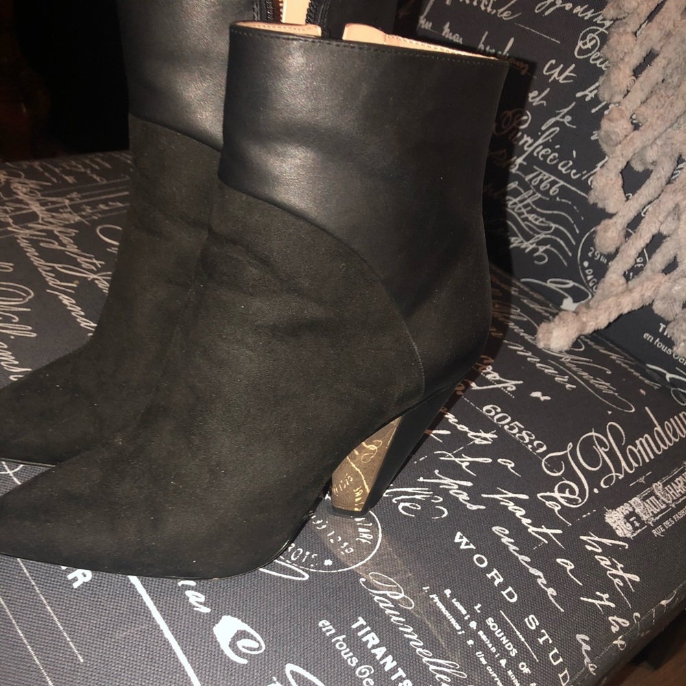 Black pointed toe booties